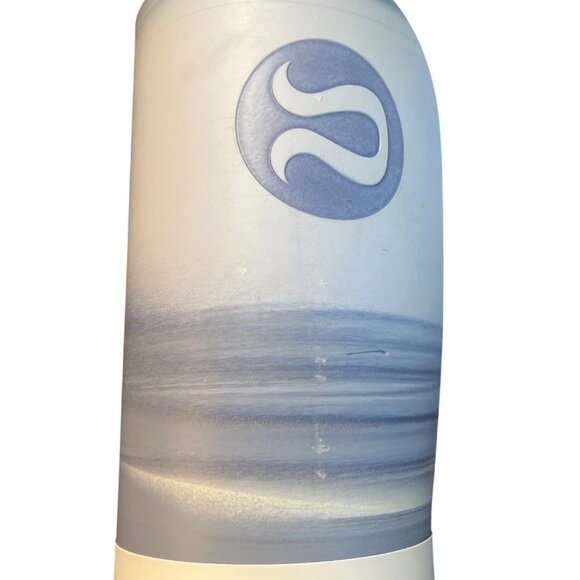 Lululemon The Mat 5mm 26" X 71" FSC Certified Natural Rubber Yoga Mat Watercolor - Picture 6 of 6